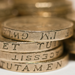 Links: Business models in community journalism pound coins2